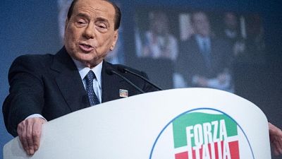 Berlusconi, è paralisi, M5s detta linea