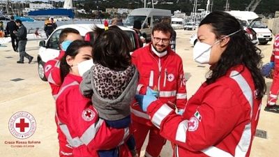 Migranti: in 18 sbarcano in Salento Migranti: in 18 sbarcano in Salento