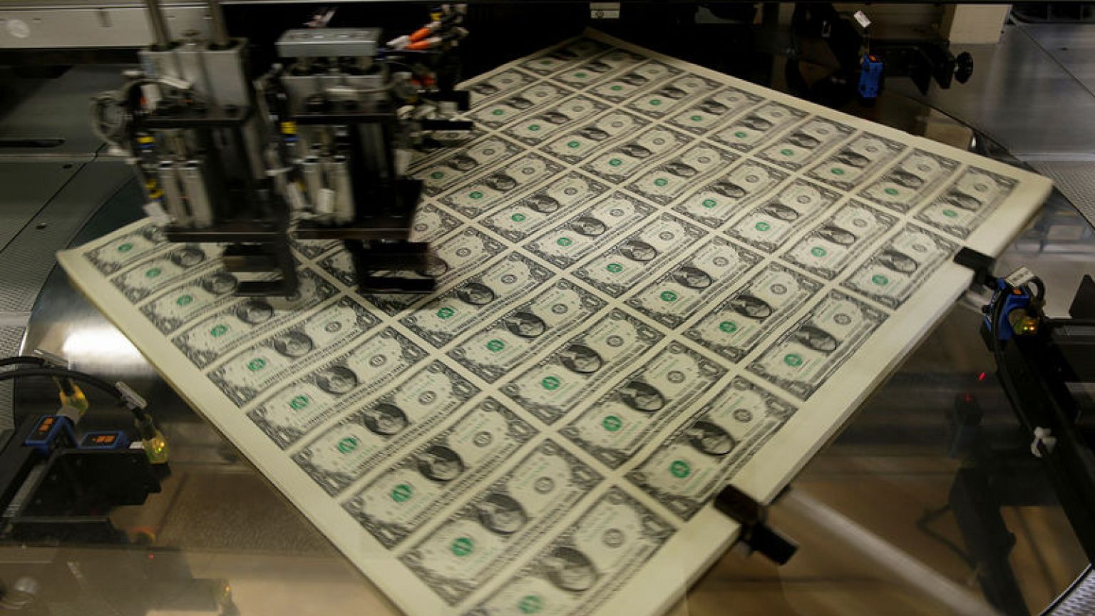 Explainer - For Fed's trillions in bonds, size isn't all that matters