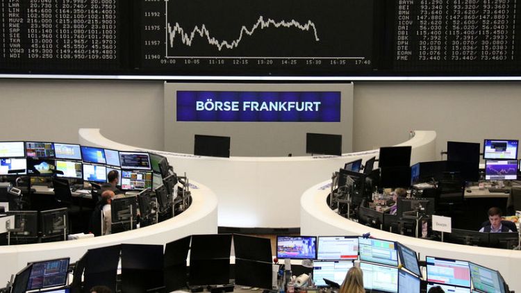 الأسهم الأوروبية تتراجع مع التركيز على البنوك وموردي بوينج