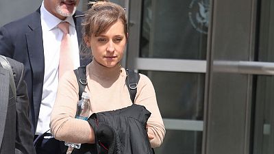 'Smallville' actress Allison Mack pleads guilty in sex cult case 'Smallville' actress Allison Mack pleads guilty in sex cult case