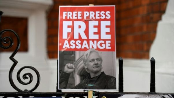 Assange, de reclus à probable expulsé de l'ambassade d'Equateur à Londres Assange, de reclus à probable expulsé de l'ambassade d'Equateur à Londres