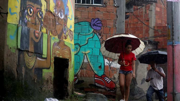Powerful, 'abnormal' rains lash Rio de Janeiro, killing at least three