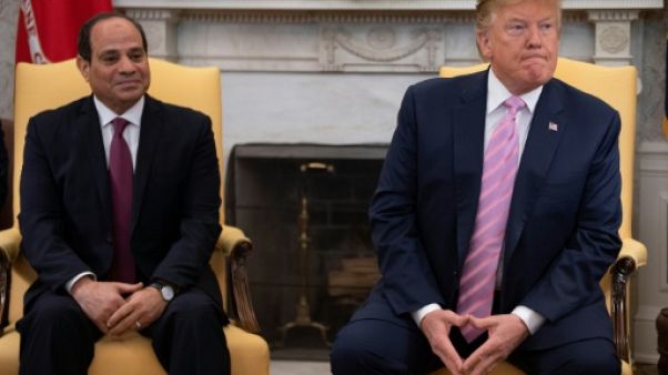 Trump loue le "très bon travail" du président Sissi en Egypte Trump loue le "très bon travail" du président Sissi en Egypte