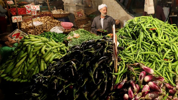 تراجع طفيف في تضخم أسعار المستهلكين في مدن مصر إلى 14.2% في مارس