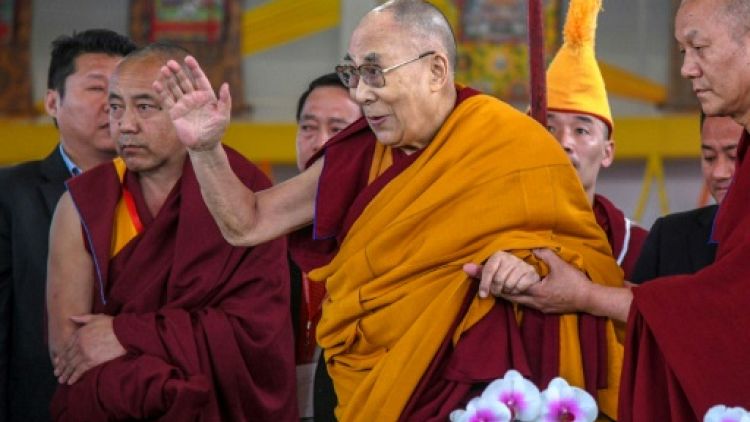 De dalaï lama (c), le 31 décembre 2018 à Bodhagaya, en Inde