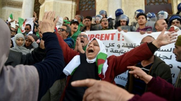 La présidentielle en Algérie fixée au 4 juillet La présidentielle en Algérie fixée au 4 juillet
