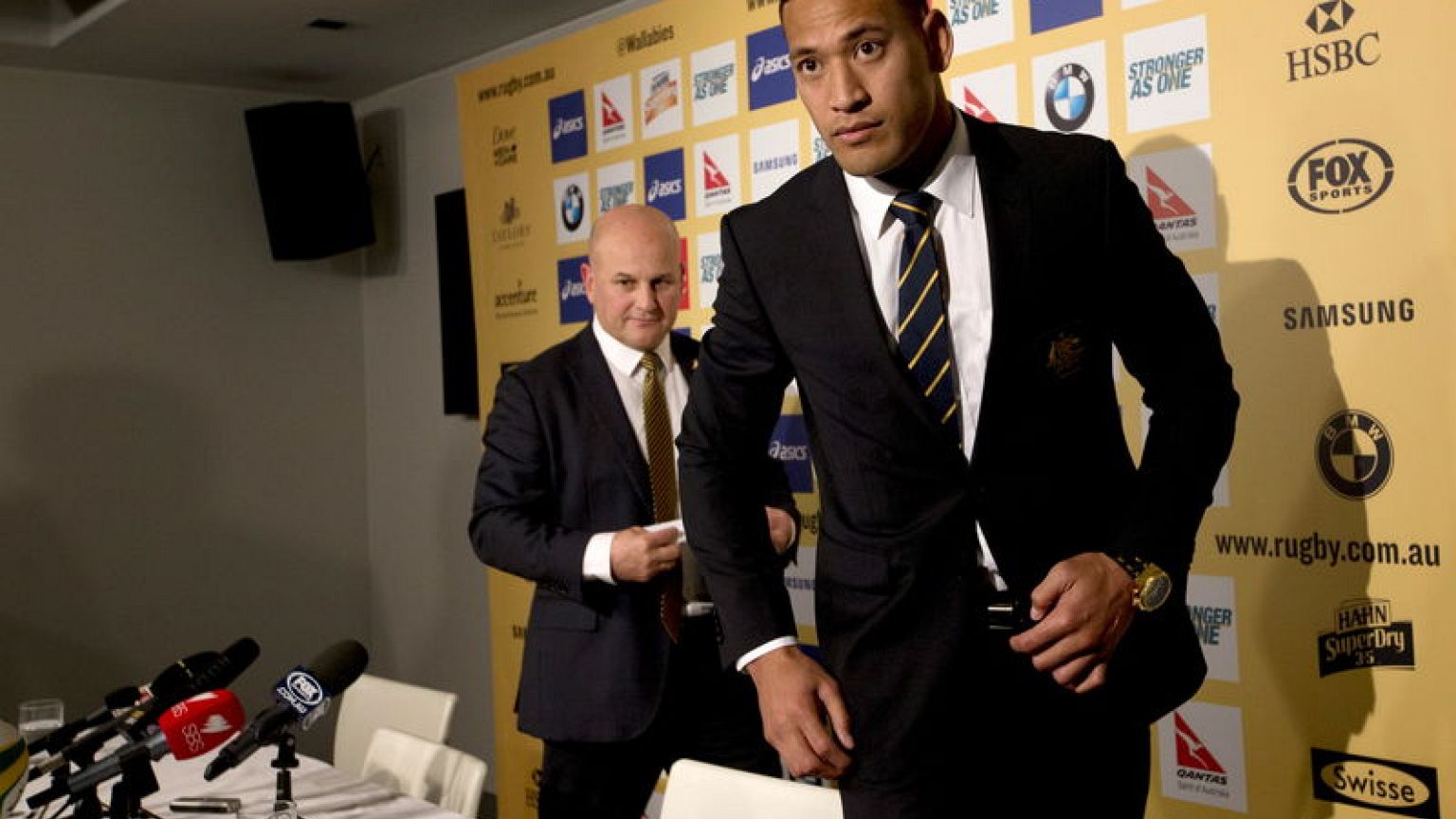 Rugby Australia says Folau anti-gay comments are 'unacceptable'