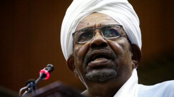 Soudan: le président Omar el-Béchir destitué par l'armée Soudan: le président Omar el-Béchir destitué par l'armée
