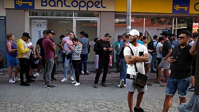 U.S. to send 100 agents to Mexico border to cut delays -congresswoman U.S. to send 100 agents to Mexico border to cut delays -congresswoman