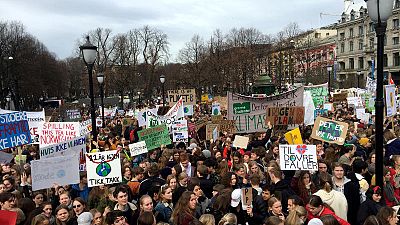 'Climate before cash' - young Norwegians call time on oil industry 'Climate before cash' - young Norwegians call time on oil industry