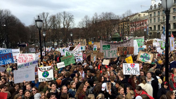 'Climate before cash' - young Norwegians call time on oil industry