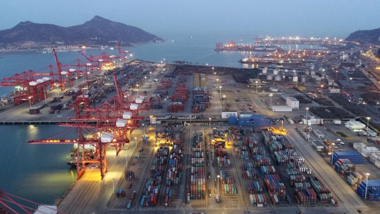 China March exports up 14.2 percent year-on-year, imports fall 7.6 percent