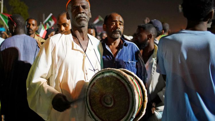 Head of Sudan's military council steps down, a day after Bashir toppled