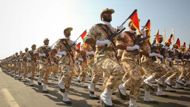آلاف الإيرانيين يحتجون على تصنيف أمريكا الحرس الثوري منظمة إرهابية