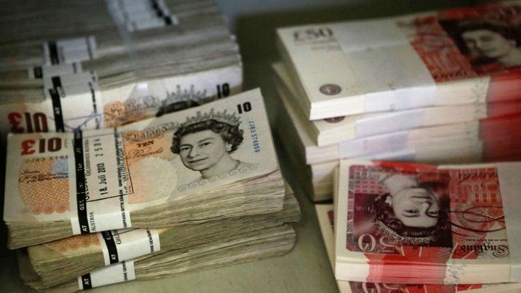 الاسترليني يرتفع فوق 1.31 دولار مع انحسار المخاطر التي تحيط بانفصال بريطانيا