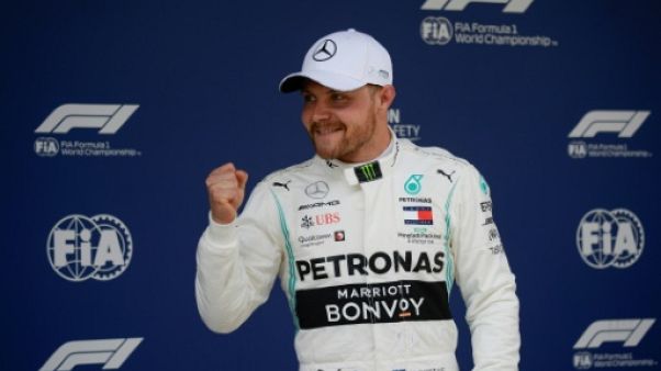 GP de Chine: Bottas (Mercedes) en pole position devant son coéquipier Hamilton GP de Chine: Bottas (Mercedes) en pole position devant son coéquipier Hamilton
