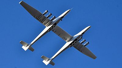 World's largest plane makes first flight over California World's largest plane makes first flight over California