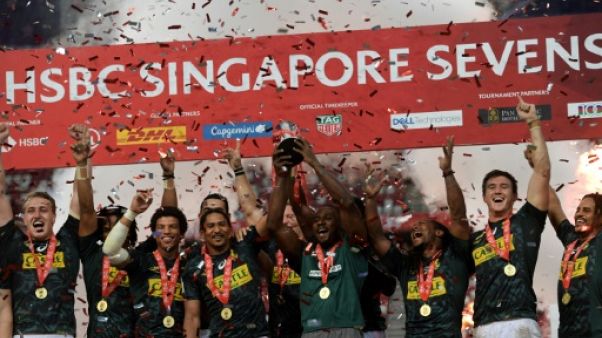 Rugby à VII: l'Afrique du Sud renverse les Fidji à Singapour Rugby à VII: l'Afrique du Sud renverse les Fidji à Singapour