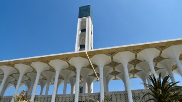 Bouteflika tombé, reste sa Grande mosquée d'Alger encore inachevée Bouteflika tombé, reste sa Grande mosquée d'Alger encore inachevée