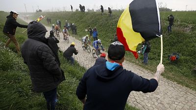 Ciclismo: Gilbert vince Parigi-Roubaix
