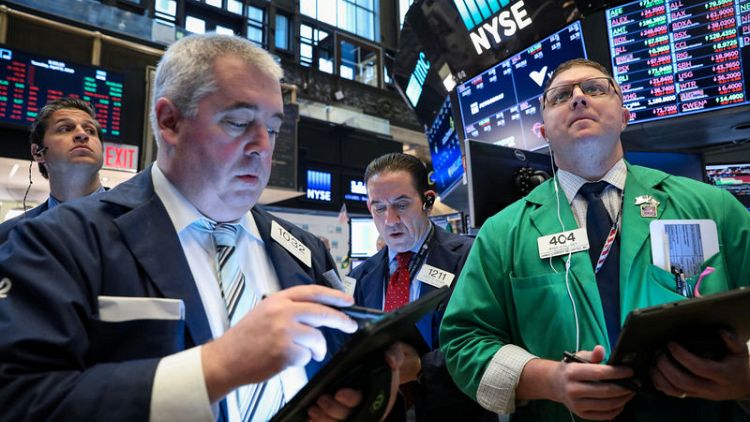 الأسهم الأمريكية تفتح مستقرة بعد نتائج مخيبة لجولدمان