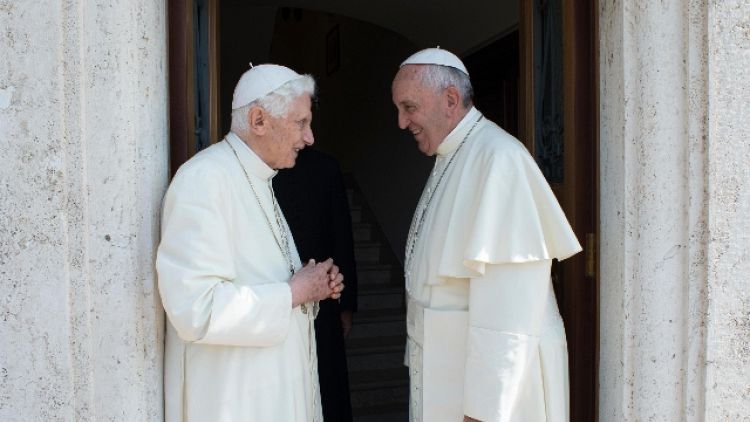 Papa visita Ratzinger per gli auguri