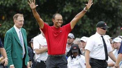 Golf, scommette su Woods e vince 1,2 mln