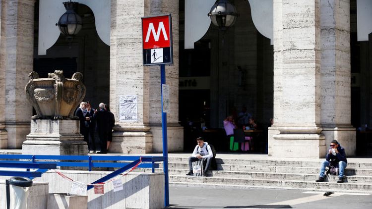 Rome metro breakdown adds woes to troubled Italian capital
