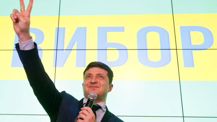Hungry for change, Ukrainians set to elect comedian as next president
