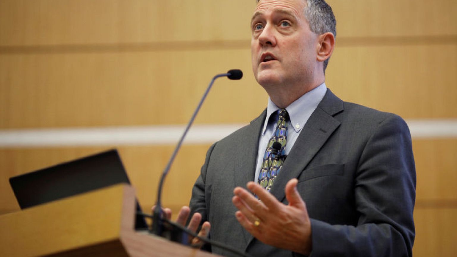 Fed's Bullard says economic data should improve, yield curve steepen in coming months