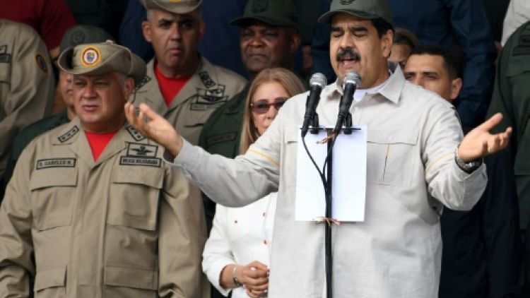 Venezuela: Maduro juge "illégales" les sanctions américaines contre la Banque centrale