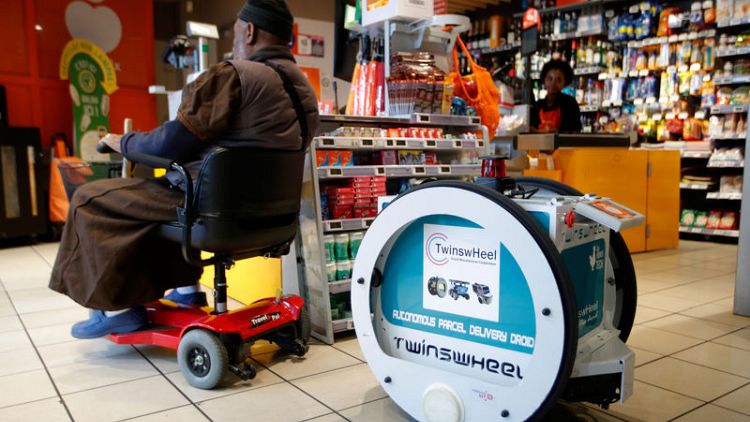 May the shopping be with you: French supermarket tests robot delivery