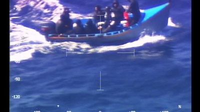 Sardegna, intercettata barca migranti Sardegna, intercettata barca migranti