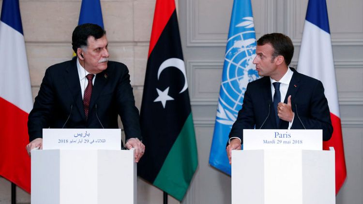 مصدر في الإليزيه: فرنسا تدعم الحكومة الليبية المعترف بها دوليا