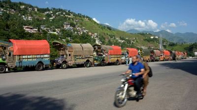 L'Inde suspend le commerce frontalier avec le Pakistan au Cachemire