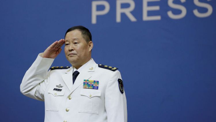 الصين تعرض سفنا حربية جديدة مع استعراض قوتها العسكرية في ذكرى تأسيس قوتها البحرية