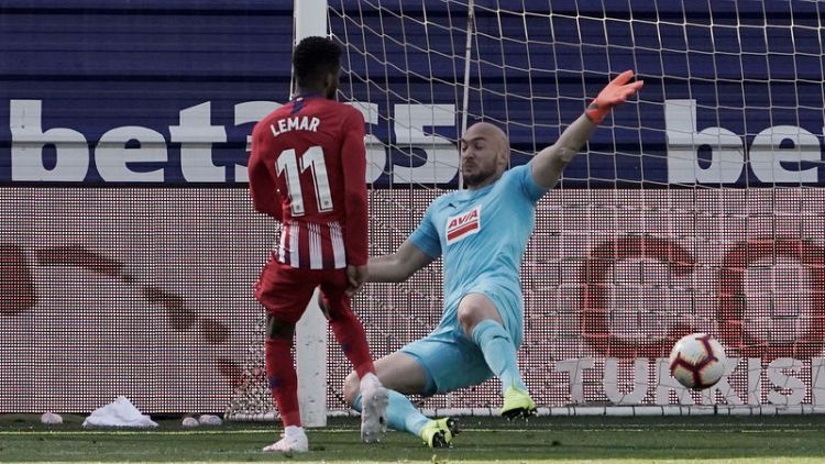Lemar leaves it late to give Atletico win at Eibar