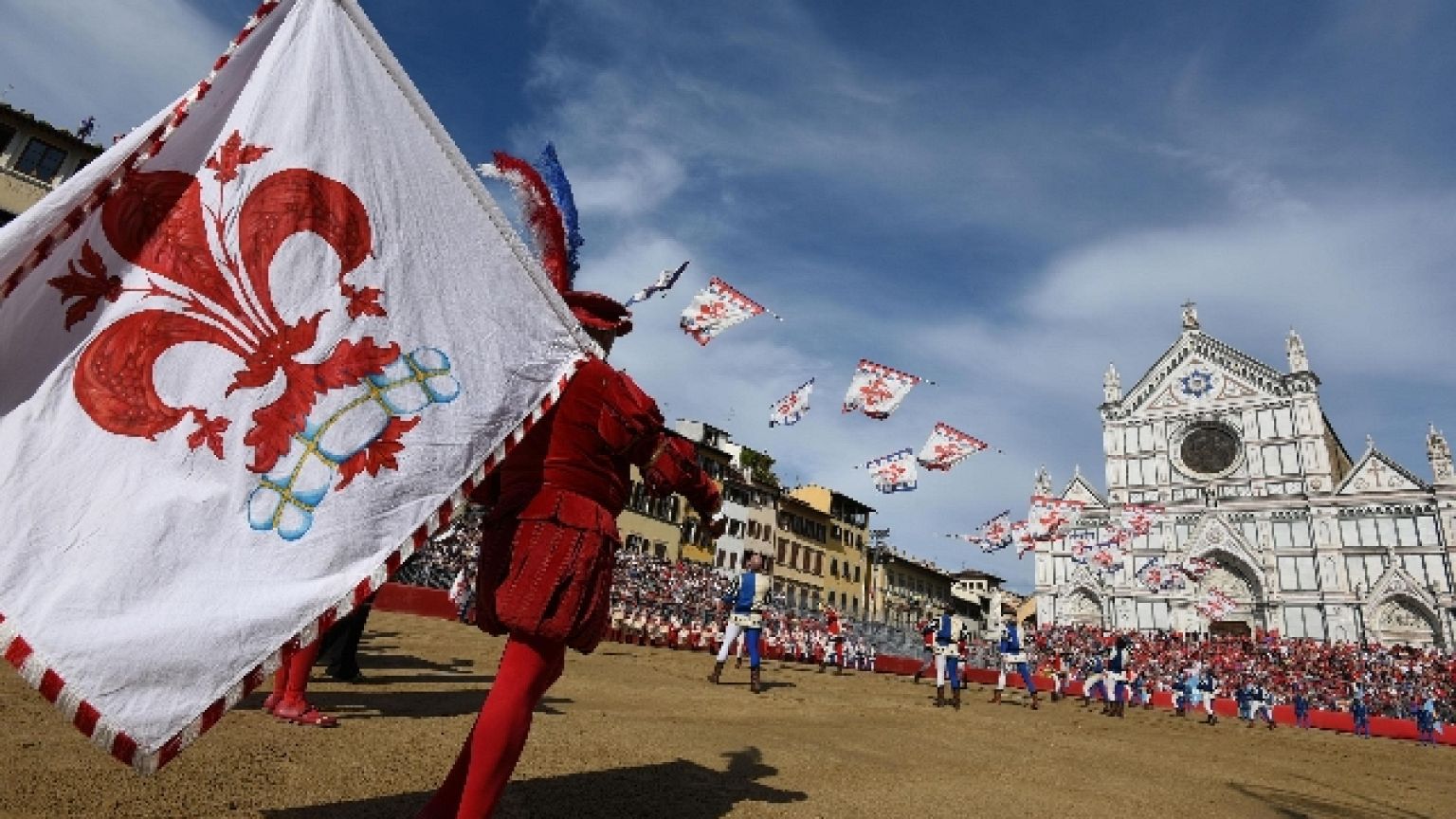 Calcio storico:semifinali 15 e 16 giugno