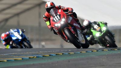 24 Heures Motos: Kawasaki contre Honda, final de folie avant la dernière heure de course