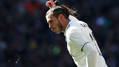 Zidane bemused as Spanish press round on Bale Zidane bemused as Spanish press round on Bale