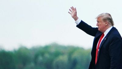 Trump rejette la menace d'une destitution, les démocrates débattent Trump rejette la menace d'une destitution, les démocrates débattent