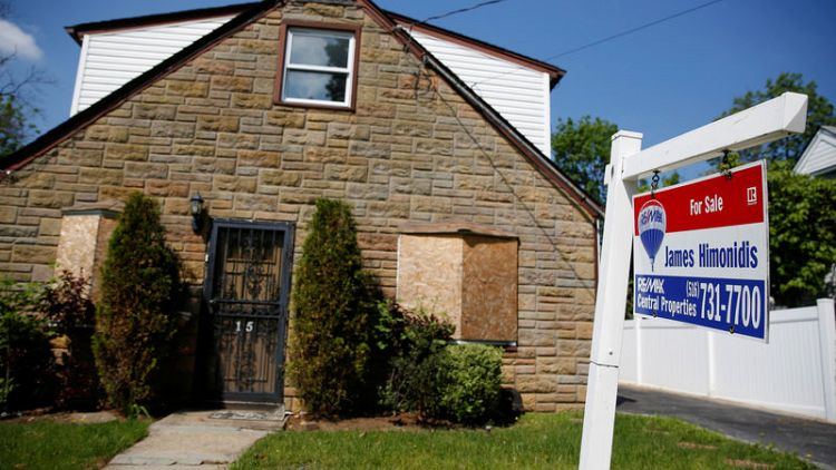 مبيعات المنازل القائمة الأمريكية تنخفض أكثر من المتوقع في مارس