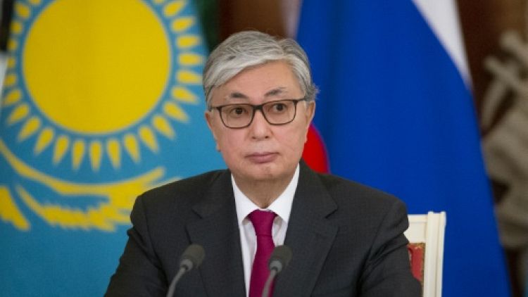 Kazakhstan: le président par intérim investi candidat à la présidentielle