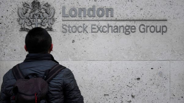 FTSE 100 at fresh six-month high as oil majors rise, Thomas Cook takes off FTSE 100 at fresh six-month high as oil majors rise, Thomas Cook takes off
