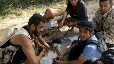 Libye: les combats s'enlisent, la situation humanitaire "empire" Libye: les combats s'enlisent, la situation humanitaire "empire"