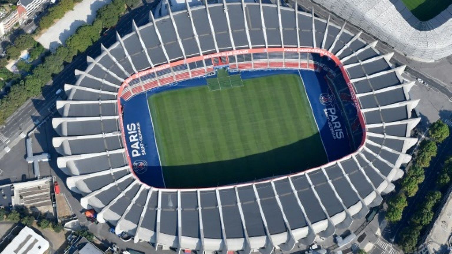 Le PSG s'associe avec MK2 pour lancer une visite "immersive" du Parc des Princes 