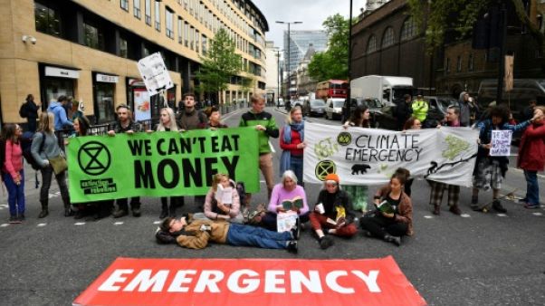 Climat: Extinction Rebellion cible le secteur financier londonien Climat: Extinction Rebellion cible le secteur financier londonien