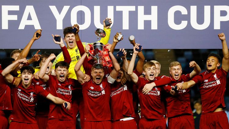 Liverpool win FA Youth Cup final against Man City on penalties