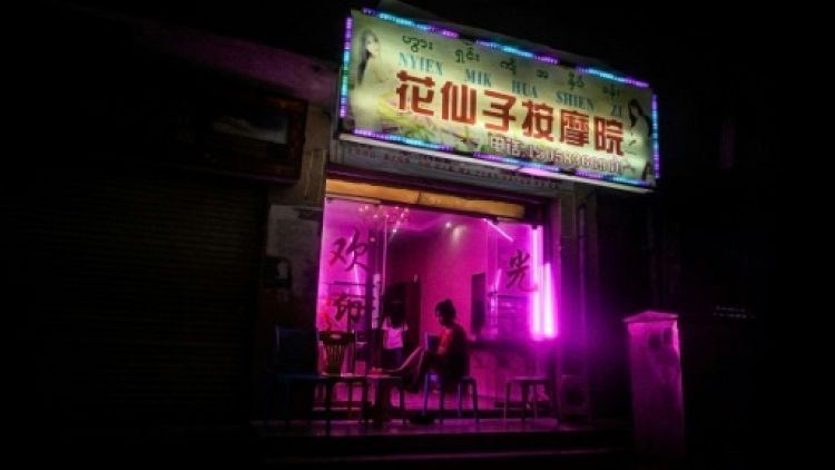 Sexe, jeux d'argent, drogue: en Birmanie, sur la frontière chinoise, la ville de tous les trafics 